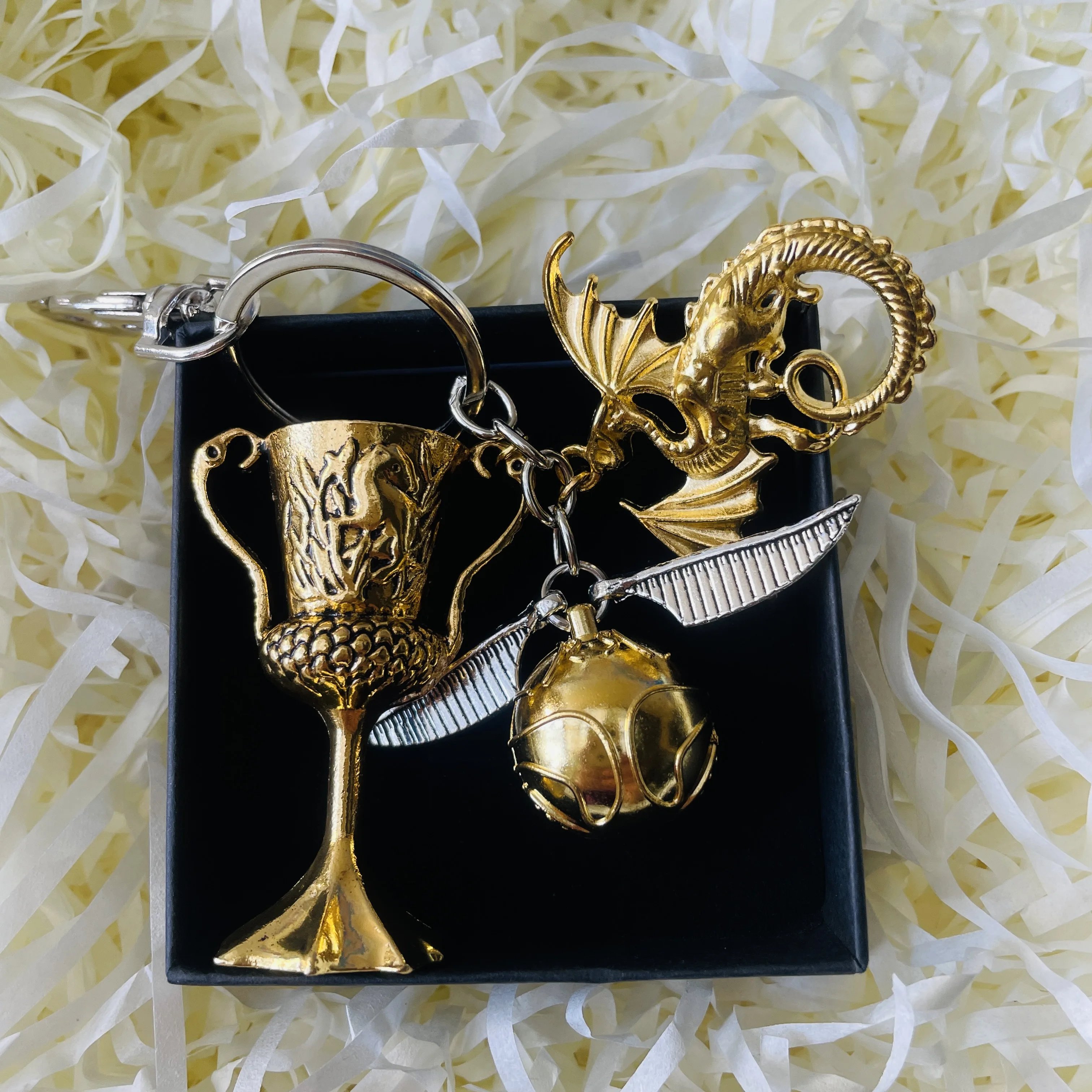 High Feet Cup Golden Winged Flying Ball Fire Dragon Combination Pendant Keychain School Bag Backpack Pendant Decorations In Box