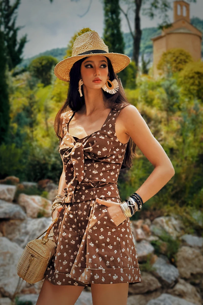 

Летние женские брюки с коротким поясом и широкими штанинами с принтом, жилет с бантом в горошек + брюки с рюшами и рюшами, отдельно Y2K 2025 DABUWA DM2BSP005