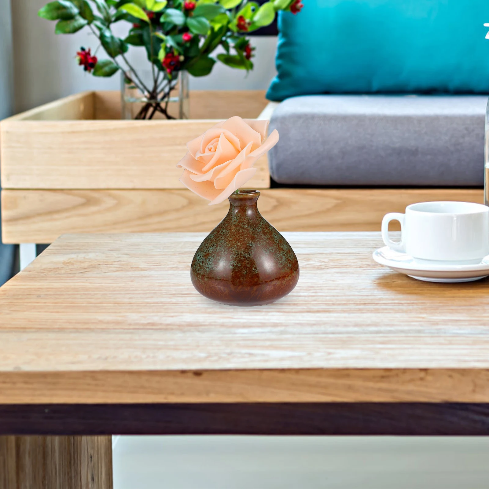 

1Pcs Ceramic Artistic Vase Chic Desktop Flower Holder for Home Office Decor Elegant Floral Arrangement Vase Flower Holder