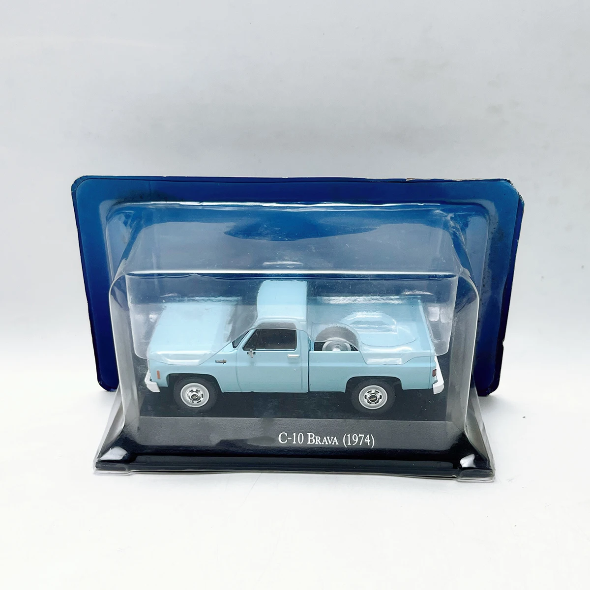 IXO Coche de Juguete a Escala 1:43 de Aleación Fundida a Presión, Chevrolet C10 Pickup Azul 1974, Modelo Clásico, Regalo para Adultos, Souvenir, Exhibición Estática