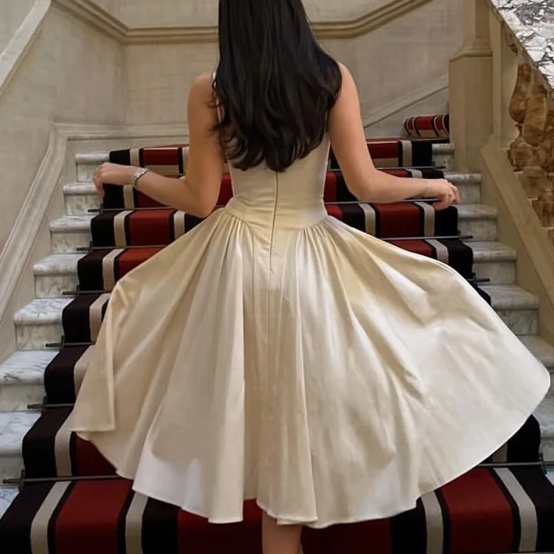 السباغيتي حزام العميق الخامس الرقبة المرأة مساء اللباس مطوي عارية الذراعين ضمادة ثوب متعدد الألوان ضئيلة حزب تنورة الساخن في الأوراق المالية