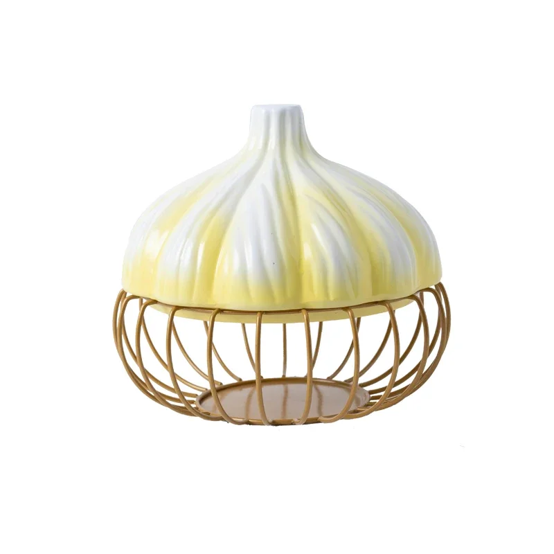 Creative Garlic Storage Basket Ceramic Cover Egg Onion Ginger Garlic Storage Basket Wrought Iron Storage Basket Kitchen Supplies