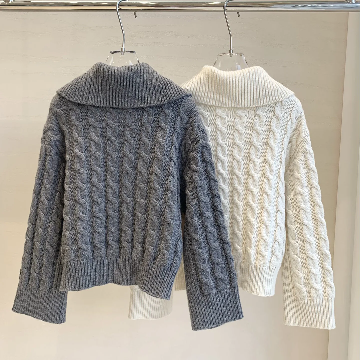 

Women's Wool Lasel Double Zip Twist Sweater Cardigan