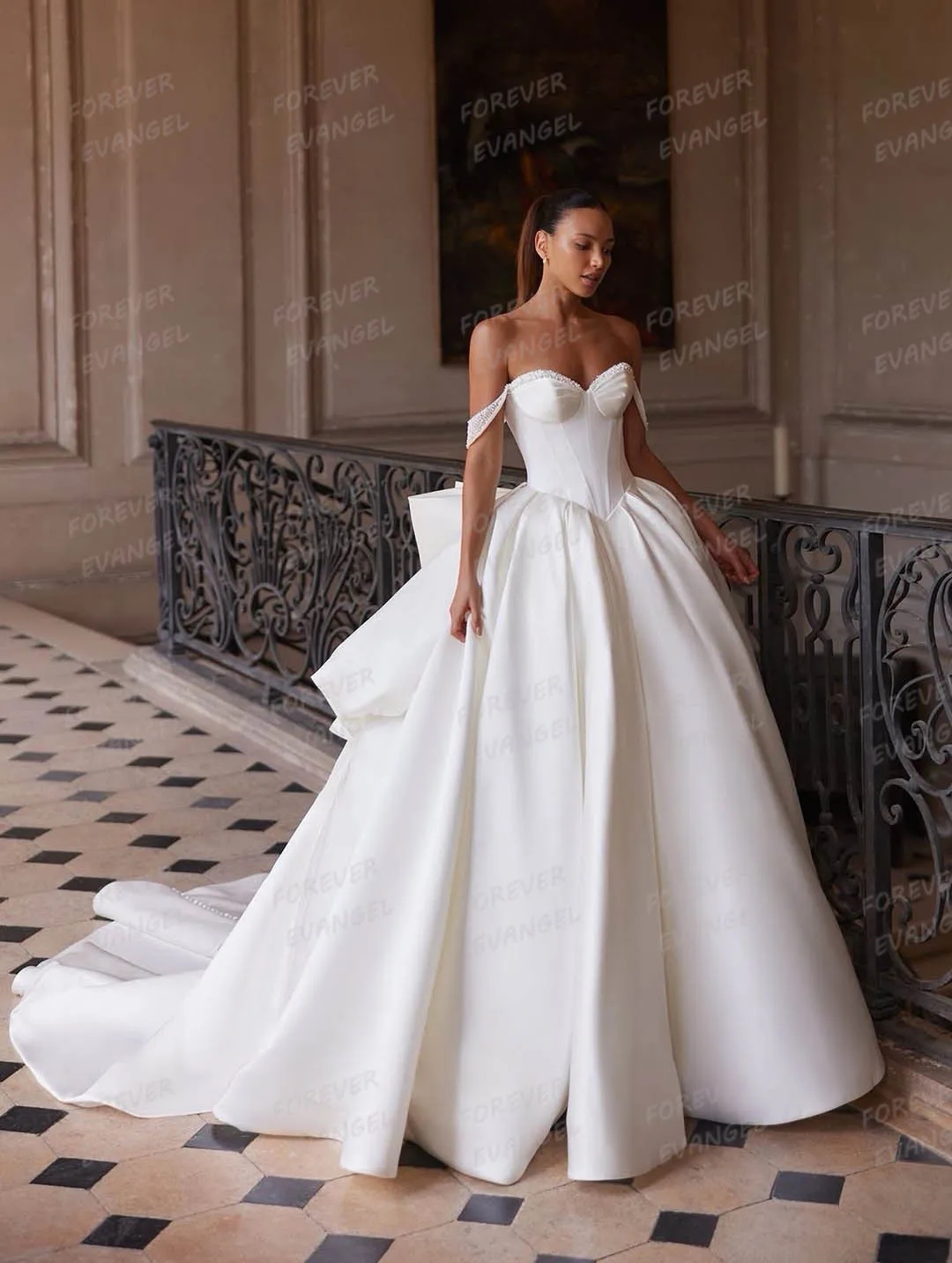 Simple Satin Wedding Dresses A Line Woman's Sweetheart Bride Gowns Sleeveless Backless Sweep Train Vestidos De Noche Customized