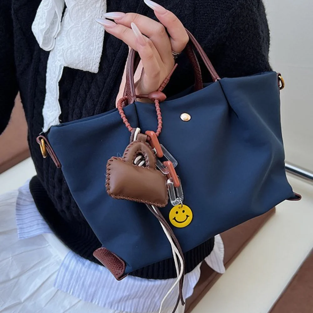 

Viral 2025 Work Tote: 3-compartment Large Pleated Shoulder Bag, Spacious Commuter Bag For Women, Perfect From Work To Weekend