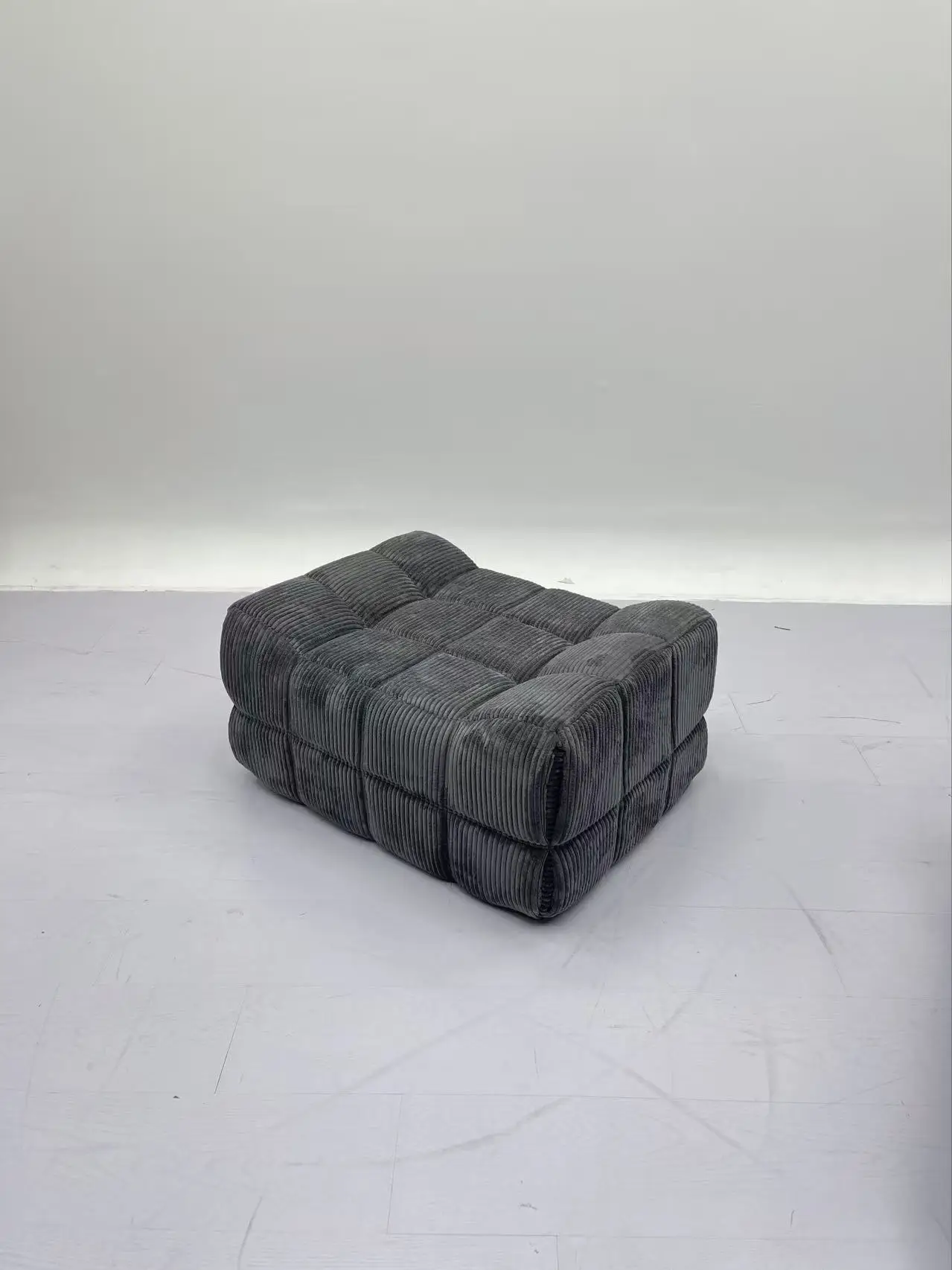 Free combination retro velvet green island sofa tufted fabric set, suitable for different spaces modular design apartment