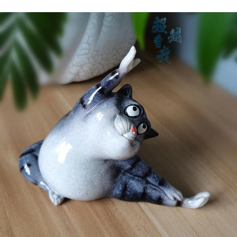 Simulation Yoga Model Decoration Bookcase Desk Crafts Raccoon Resin Sculpture Art Home Accessories