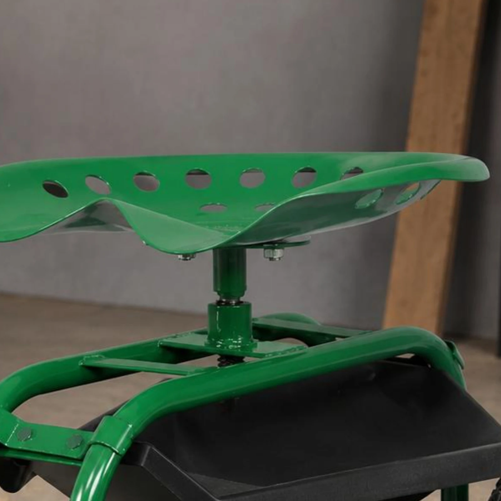 Wheeled Garden Stool Painted Metal Frame Picking Assistant with Tool Tray for Comfortable Harvesting