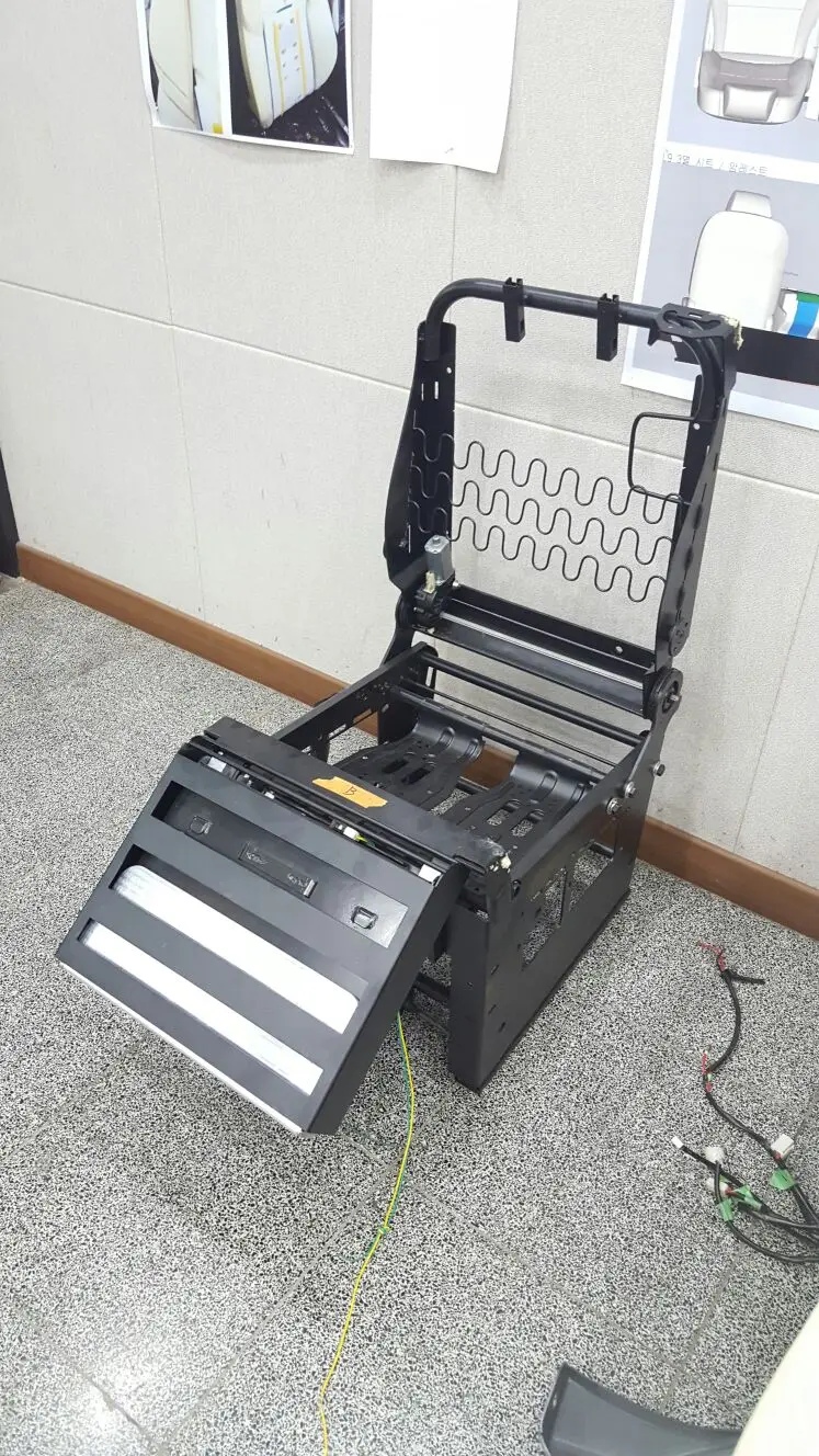 Picture 4: High Quality Cheap Auto Seat Frame with Best Service and Low Price