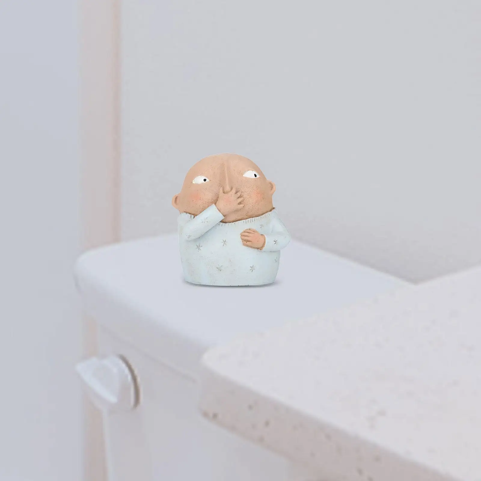 Holding Nose Bathroom Statue Holding Nose Sculpture,Humorous Cute Gifts Vulgar Figurine Resin Ornament for Shelf Laundries