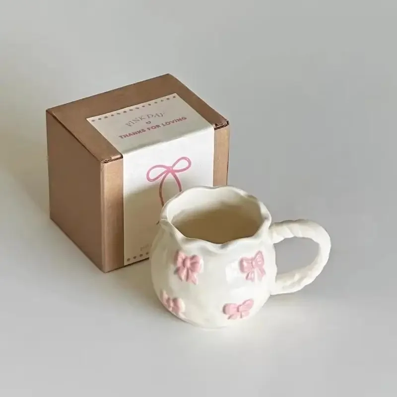 Ins-style girly girl hand-held bowknot coffee cup, afternoon tea ceramic cup, cute mug