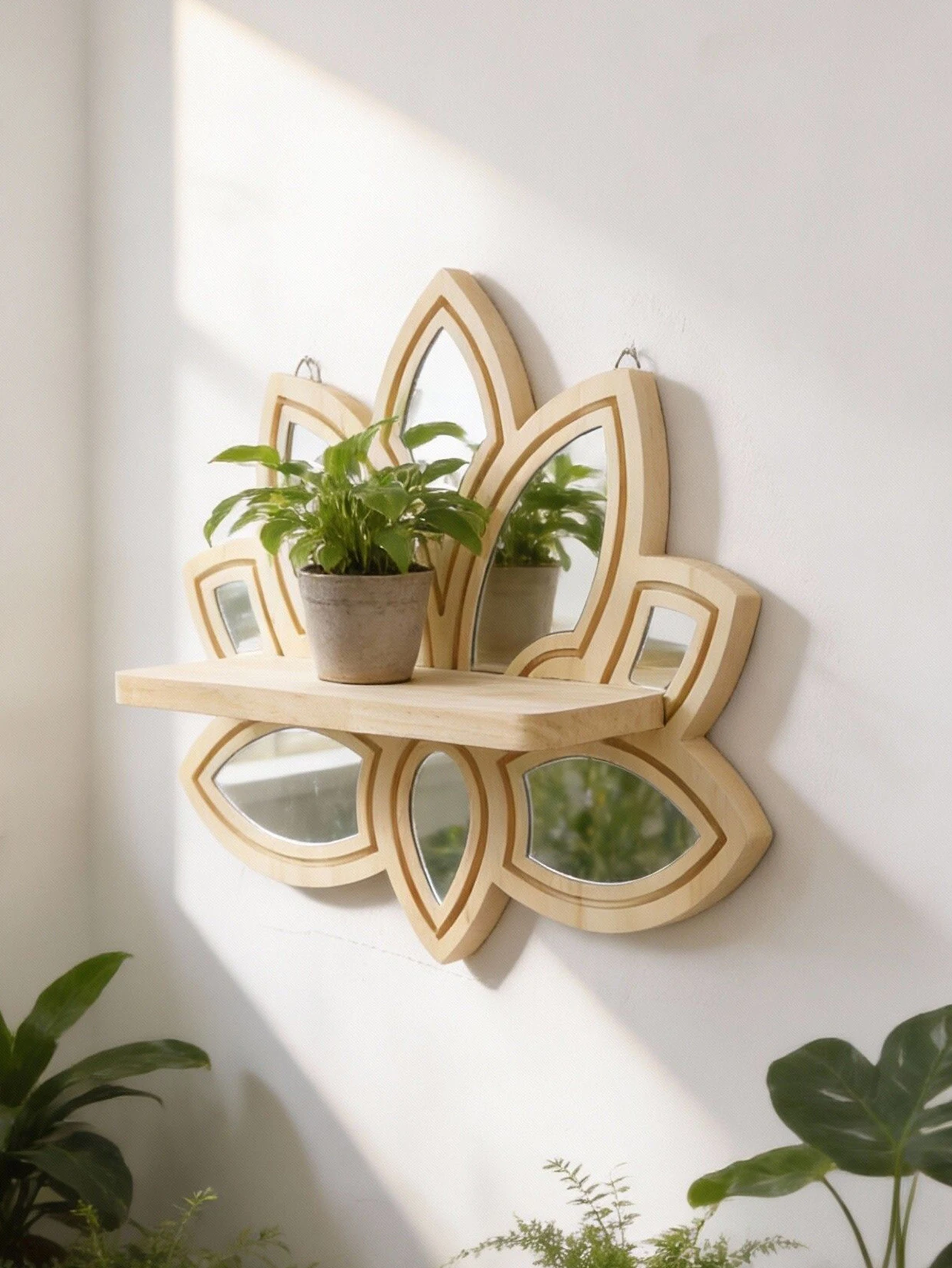 Lotusvormige houten wandplank - Floating Shelves recensie en prijs