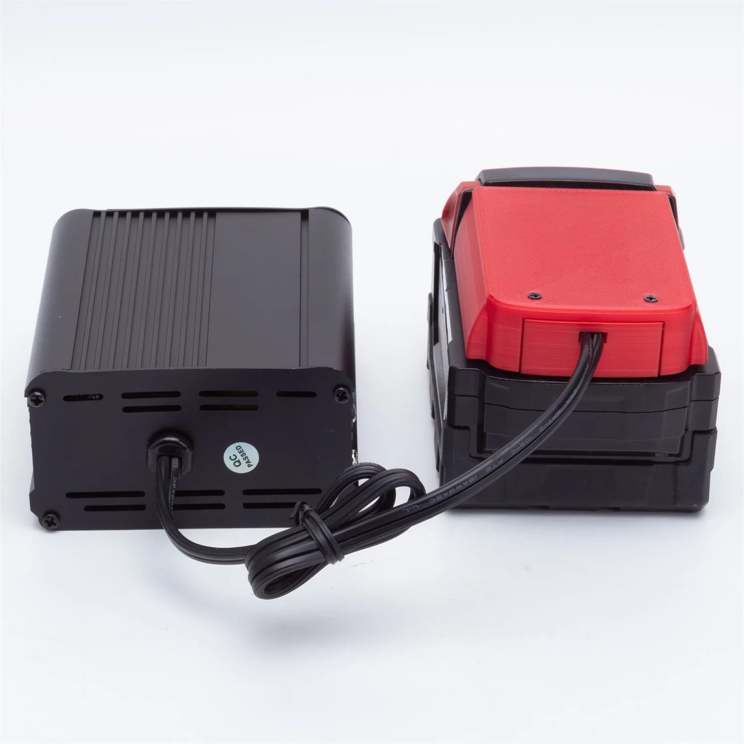 200W Portable Power Supply Inverter Compatible For Milwaukee/DeWalt 18/20V Li-Ion Battery Reliable Wireless Power Fast Charging