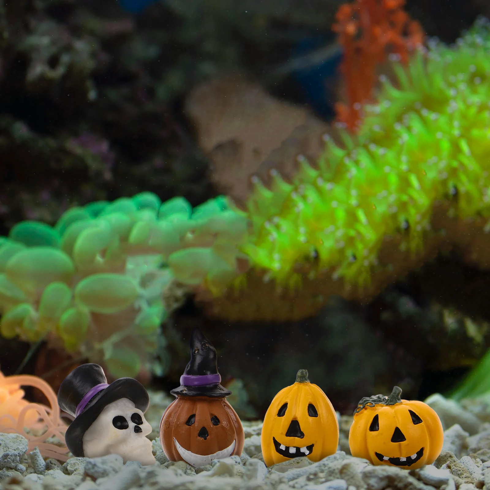 

4pcs Pumpkin Decorations Fish Tank Ornaments Resin Halloween Adornments Aquarium Microlandscape Accessories Mini Statue