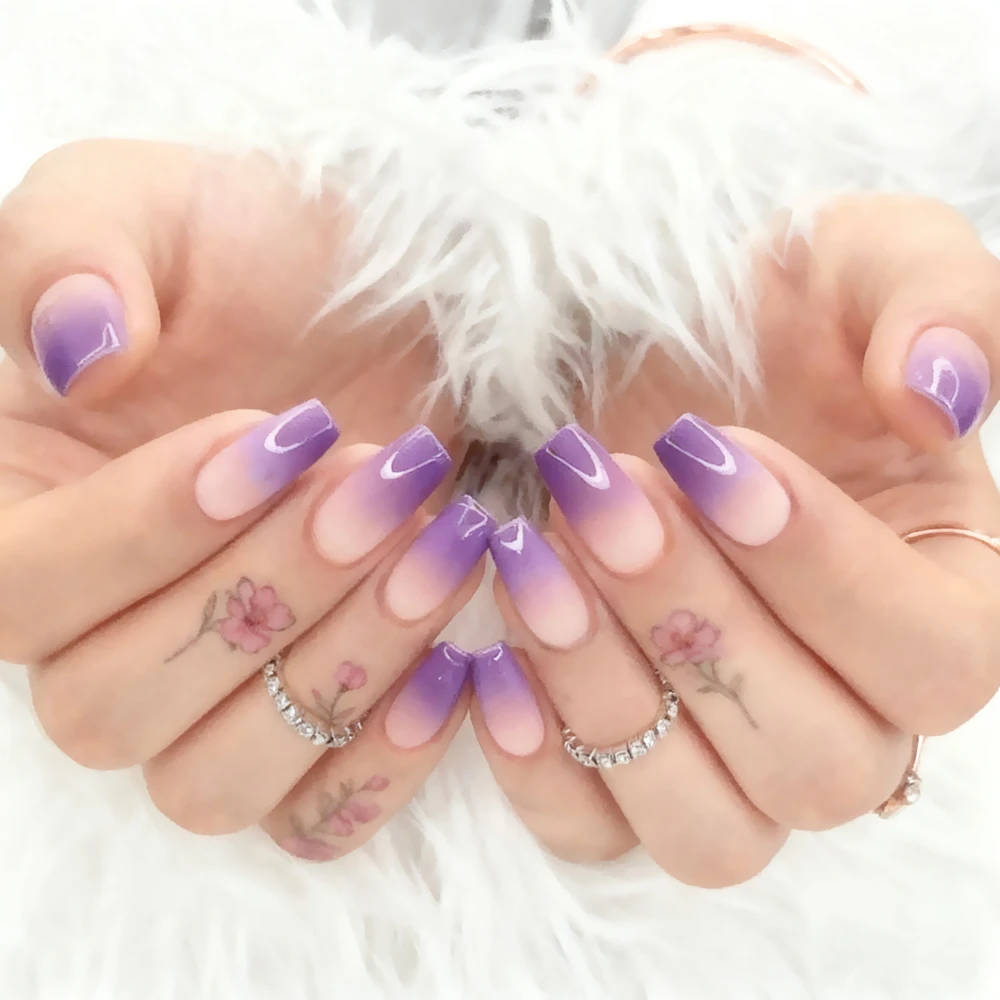 

Shiny French Ballerina Short Fake Nail With Glue Press On False Nails For Woman DIY Acrylic Finger Tip Manicure Accessories