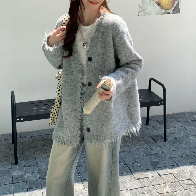 

Vintage Gray Tassel Long-Sleeve V-Neck Single Breasted Knitted Cardigan Sweater Autumn Women Elegant Loose Solid Jacket Casual