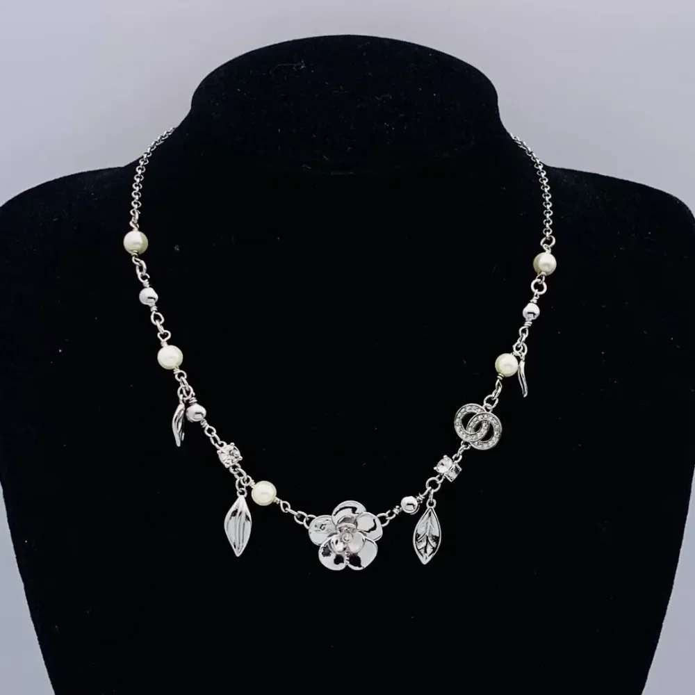 

2025 Новое ожерелье с двойной буквой C, женское модное ожерелье в стиле ретро, ювелирные изделия