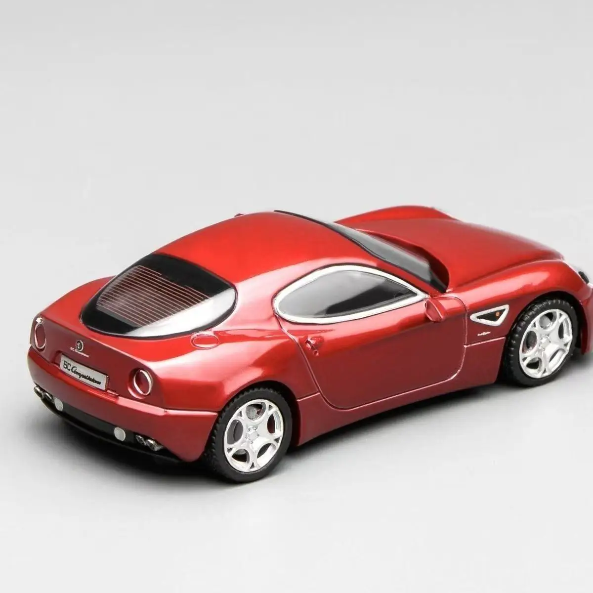 New MH 1:64 Alfa Romeo 8C Competizione 2008 Alloy Car Diecasts