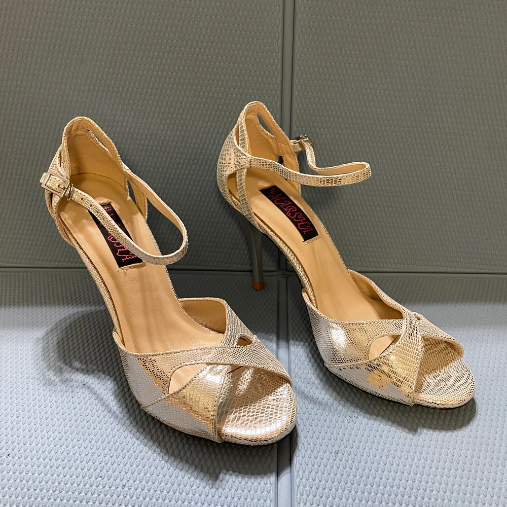 

Big Discount Tango Shoes Leather hard sole Silver Leather Upper Size 8 with 9cm Silver heel Normal width Only One Pair
