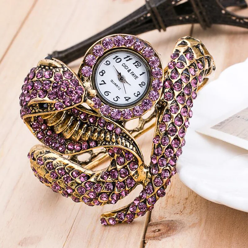 Luxury Snake Shape Women Watch Ladies Bracelet Watch Lady Retro Roman Scale Crystal Quartz Watches Female Clock Watches