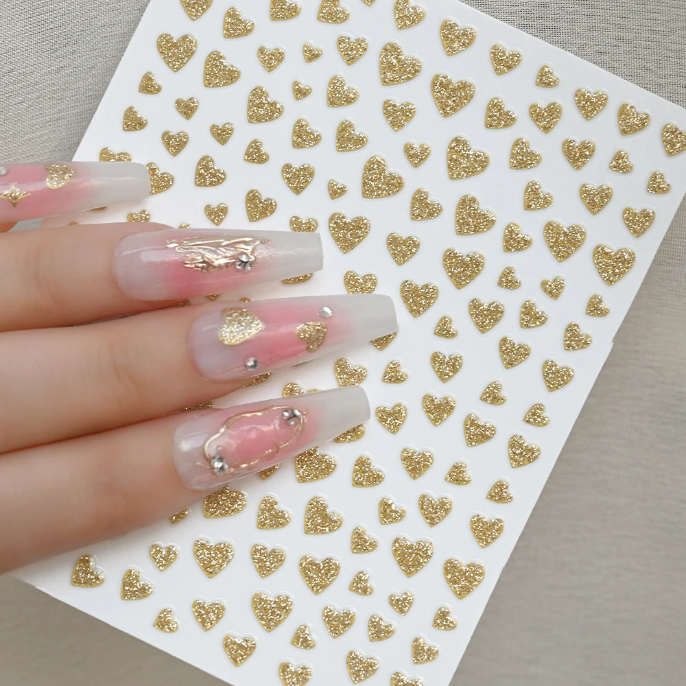 5D Valentinstag Lila Glitzer Liebe-Herz Nagelaufkleber Gemischte Größen Süße Herz Nagelaufkleber Selbstklebende Maniküre Dekoration