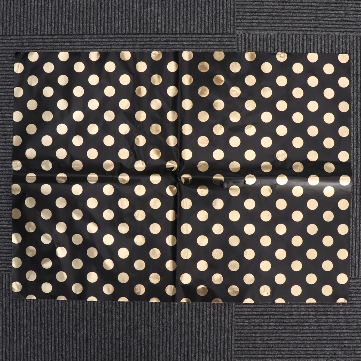 

5pcs 50x70cm Gift Dots Wrapping Paper for Wedding Kids Birthday Shower Gift Wrap Craft Paper Decor Gifts (