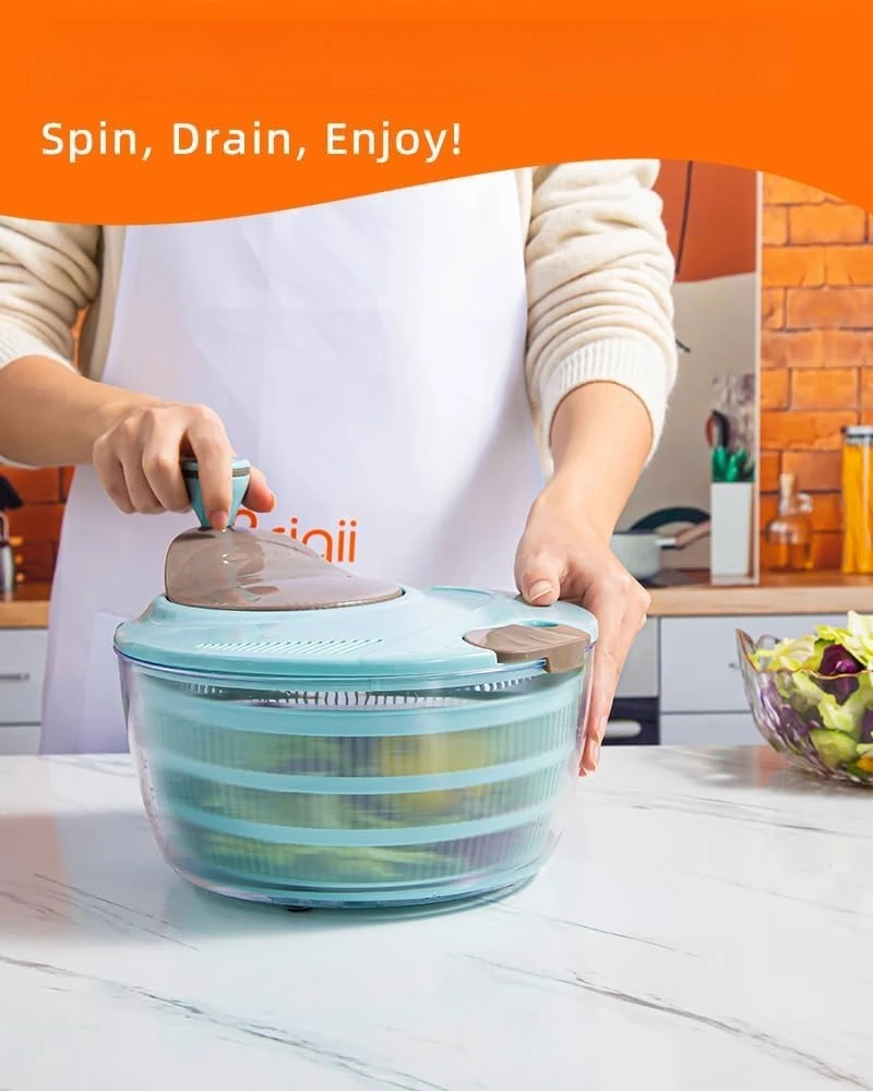 4.24 Quart Salad Spinner, practical manual lettuce and vegetable spinner dryer, simple‑structure kitchen appliance for washing and dehydrating salad raw materials.
