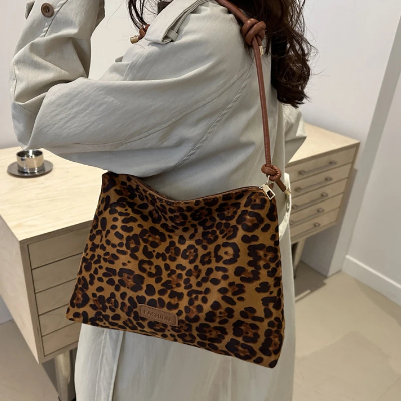 

Сумка-тоут большой вместимости из полиэстера с леопардовым принтом, модная сумка на одно плечо подмышками для поездок на работу Одноплечевая Сумка