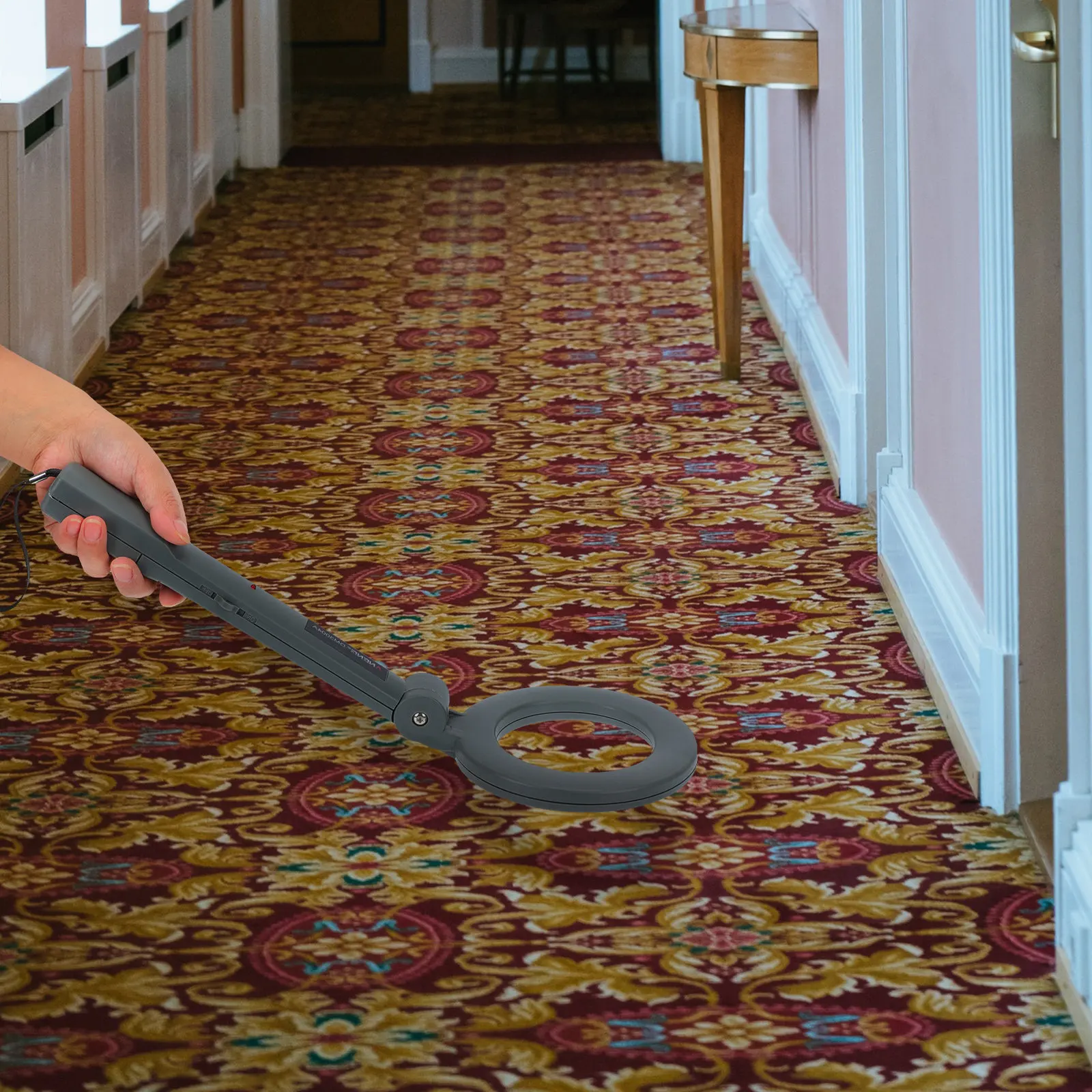 

1 шт. портативный металлический сканер для досмотра с ультравысокой чувствительностью для обеспечения безопасности в аэропортах, отелях, торговых центрах