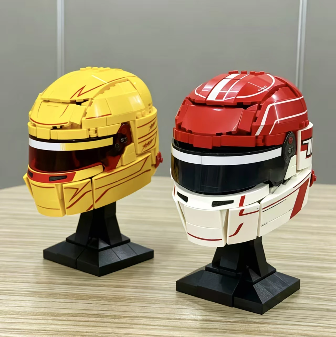 Kids Toys John Lewis - Hot Toys Modellino da Costruire Casco