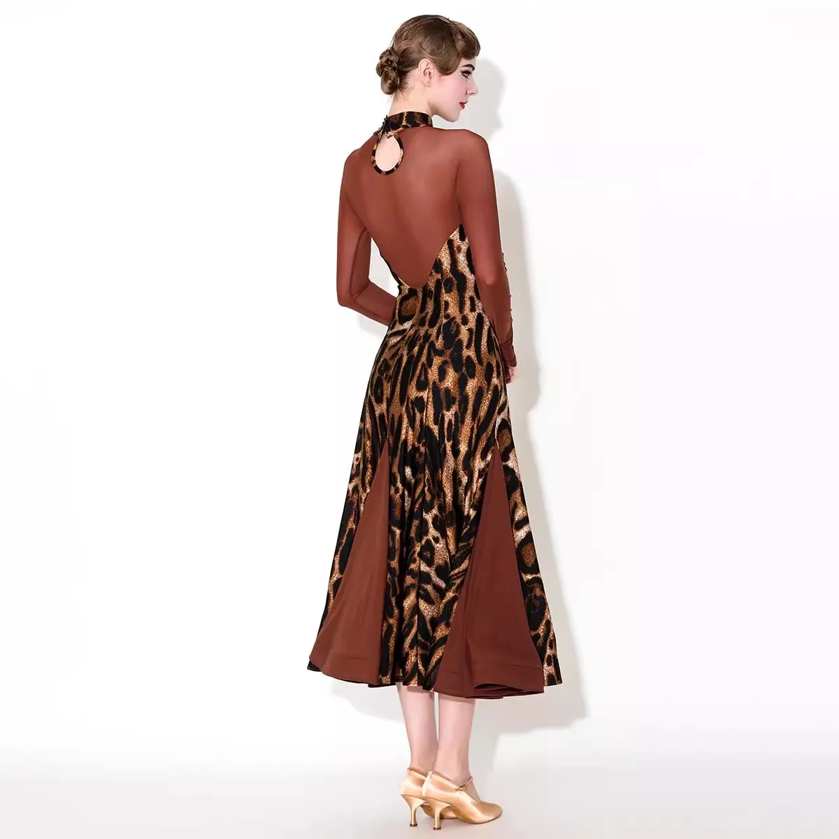 2026 New Women's Leopard Elegant Ballroom Dance Dress Performance Lace Long Sleeve Party Modern Waltz Practice Clothes