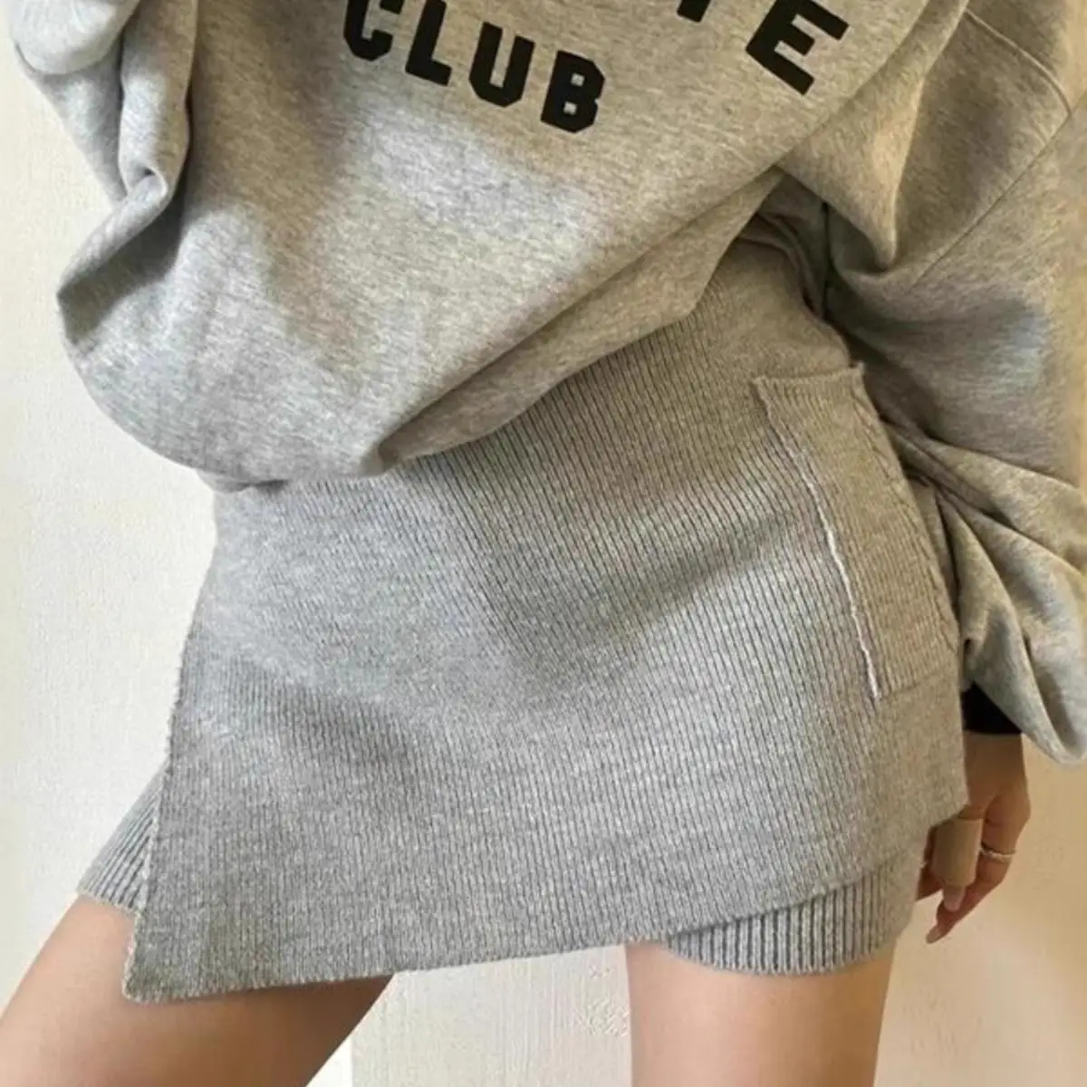 

Эксклюзивный дизайн. Универсальная юбка с высокой талией и эластичной резинкой на талии. Брюки. Юбки для тела. Нелегкие прогулочные поездки.