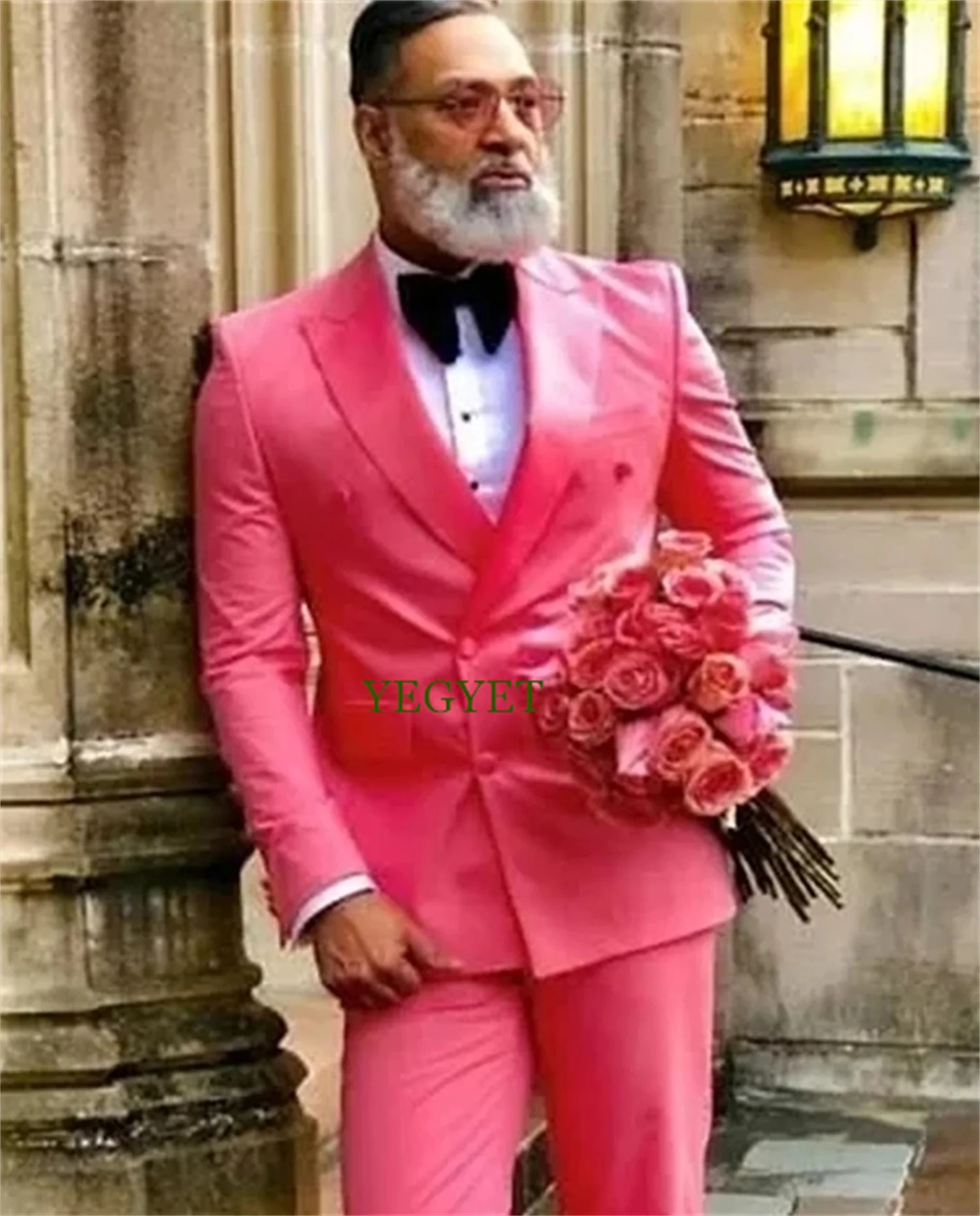 

CustomizedHot Pink Fashion Double Breasted Groom Slim Fit Tuxedos Peak Lapel Groomsmen Men Blazers terno masculino(Jacket+Pants)
