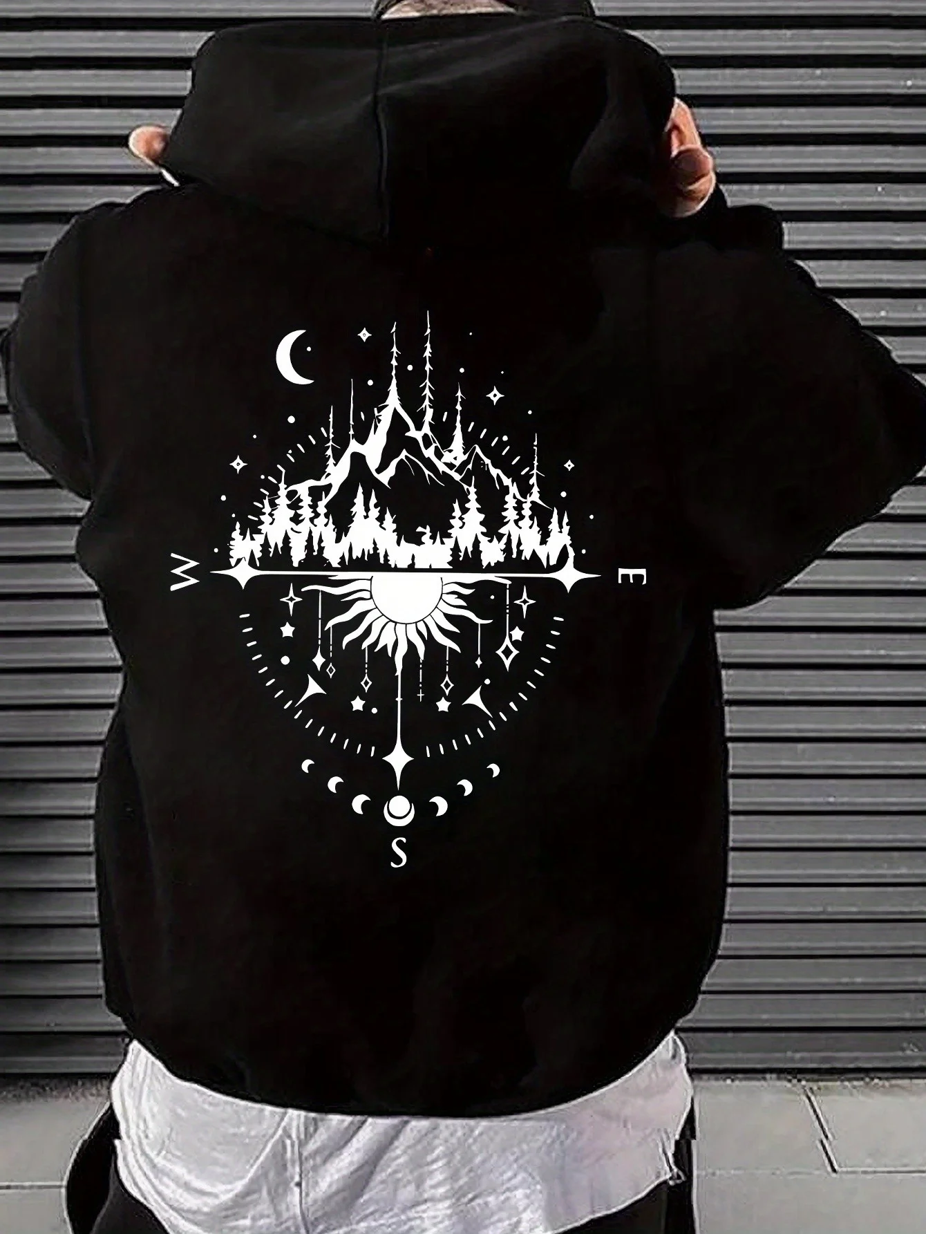 Outdoor adventure men's hooded sweatshirt with mountain forest sundial literary back print kangaroo pocket pullover cap