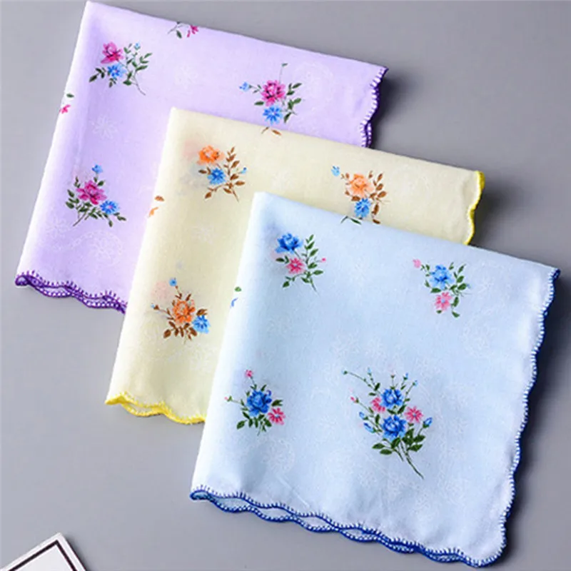 3 Stück 28x28cm Vintage Baumwoll-Taschentücher für Damen mit Stickerei von Schmetterlingen und Blumen, sortierte Stofftaschentücher für Damen. – Detail 2