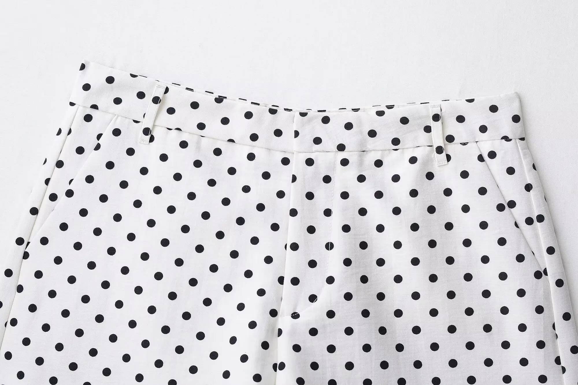 HH Damen Mode Polka Dot Mantel-Shorts-Set Rollkragen Langarm Reißverschluss-Jacke Schlanke Shorts Elegante Damen High-Street-Outfits – Detail 15