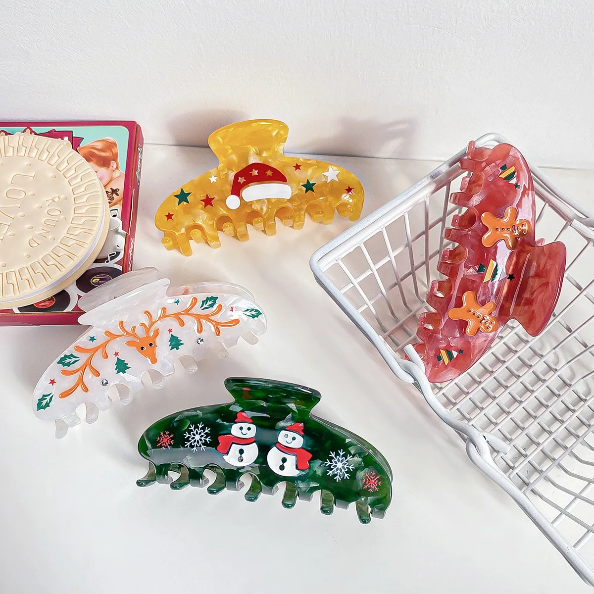 

Christmas Hair Claw Clip Santa Claus Hair Claws Gingerbread Man Hair Claws Snowman Hair Claw Elk Hair Clip Accessories for Women