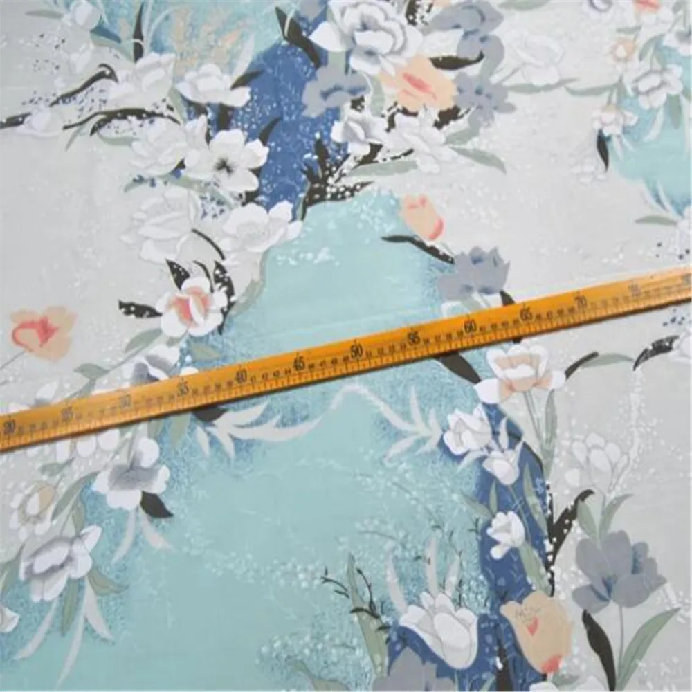 Soft Vintage White Oil Paint Flower Printed Silk Cotton Fabric Breathable for Female Artful Breathable Clothes