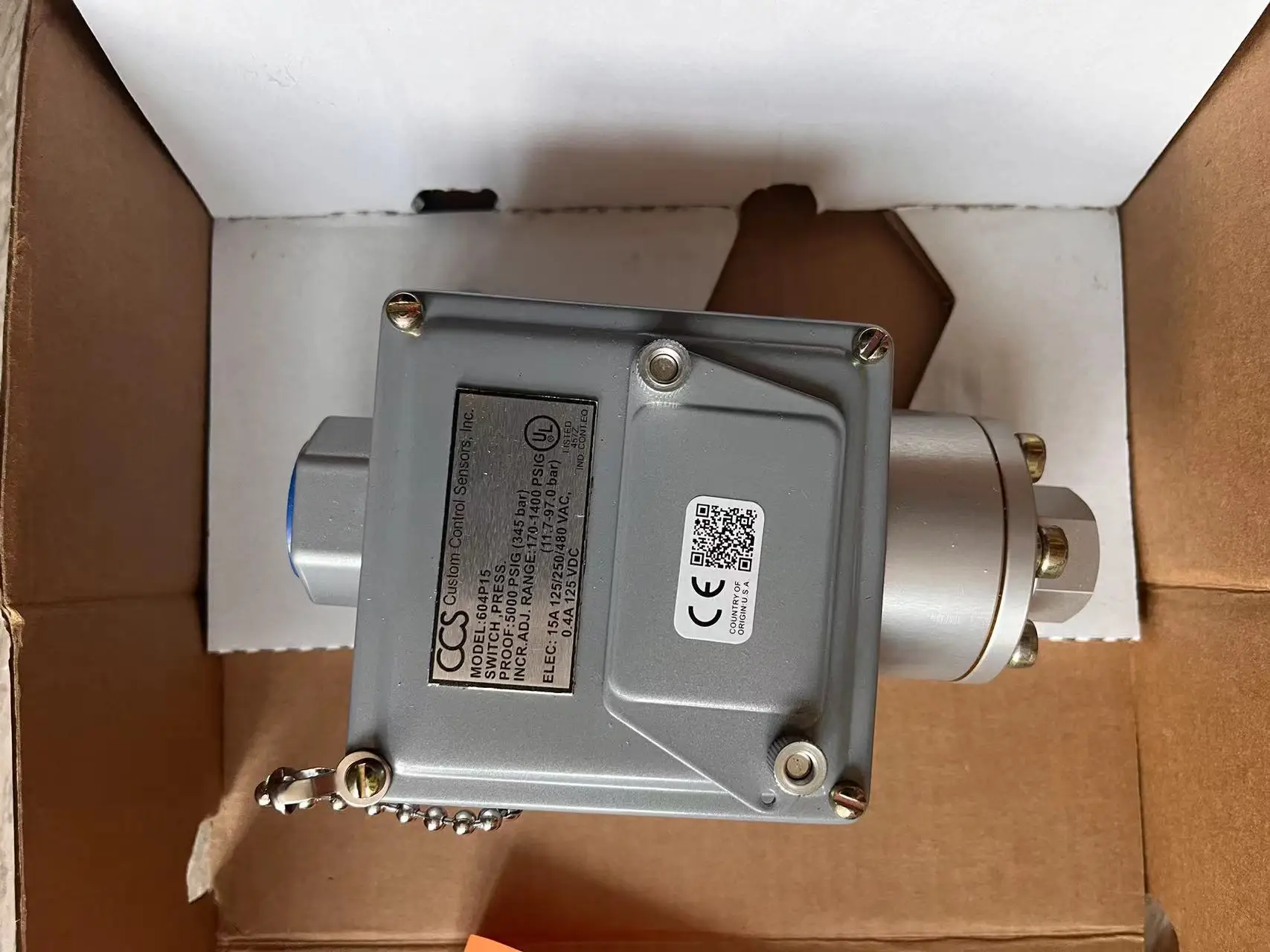 

CCS pressure switch 604P15 new and original shipping in same day