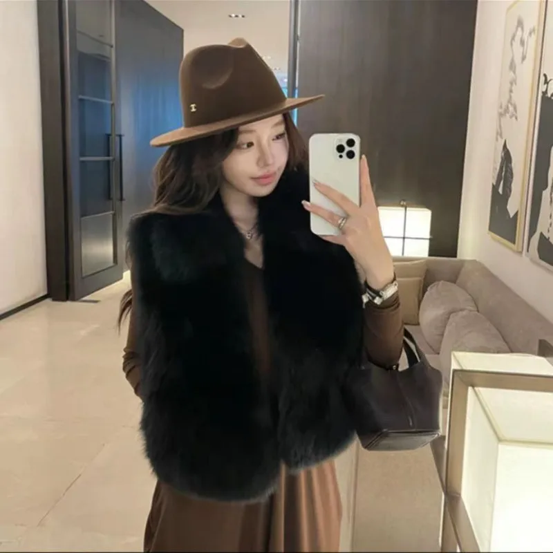 2026 Autumn/Winter Fashion New Women's Artificial Fox Leather Tank Top Thickened Warm Sleeveless Cardigan Small Neck