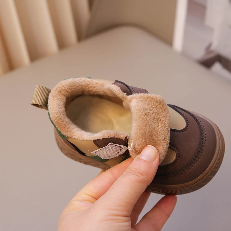 Scarpe da passeggio imbottite per bambini 0-6 anni Neonati maschi Scarpe da ragazza calde e addensate Scarpe invernali per cento antiscivolo in cotone per bambini