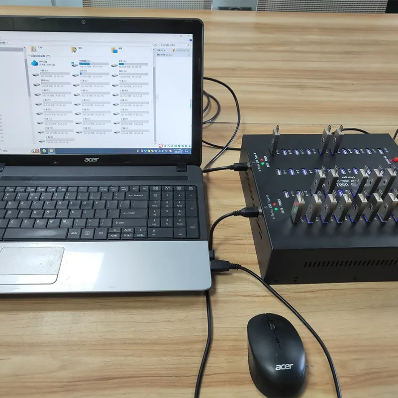 40-port multi-port hub with USB 2.0 charging power strip; dual-function charging and data transfer for mobile phones and tablets