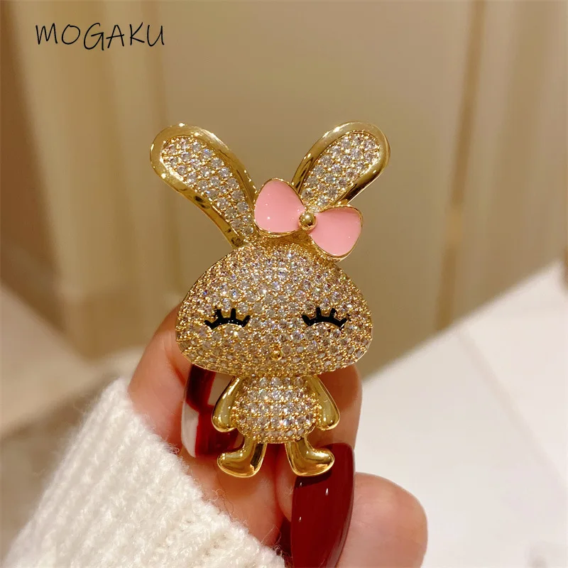 

MOGAKU Cute Rabbit Animal Brooches High Quality Cubic Zirconia Brooch Dress Lapel Pins for Women Girls Holiday Gifts Handmade