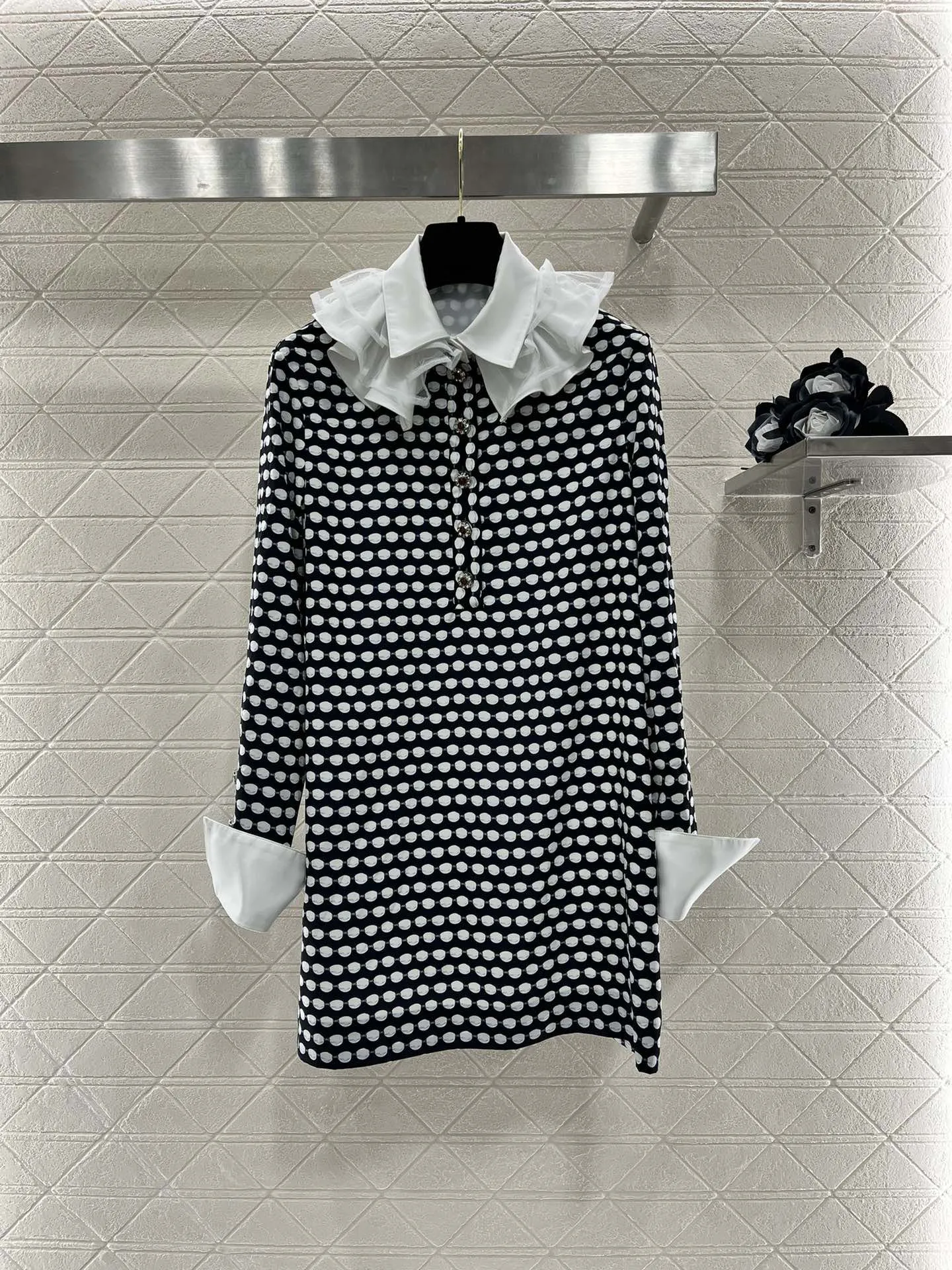 

2024 Summer New High Quality Women's Wear Retro white gauze flower bud collar black polka dot dress 0621