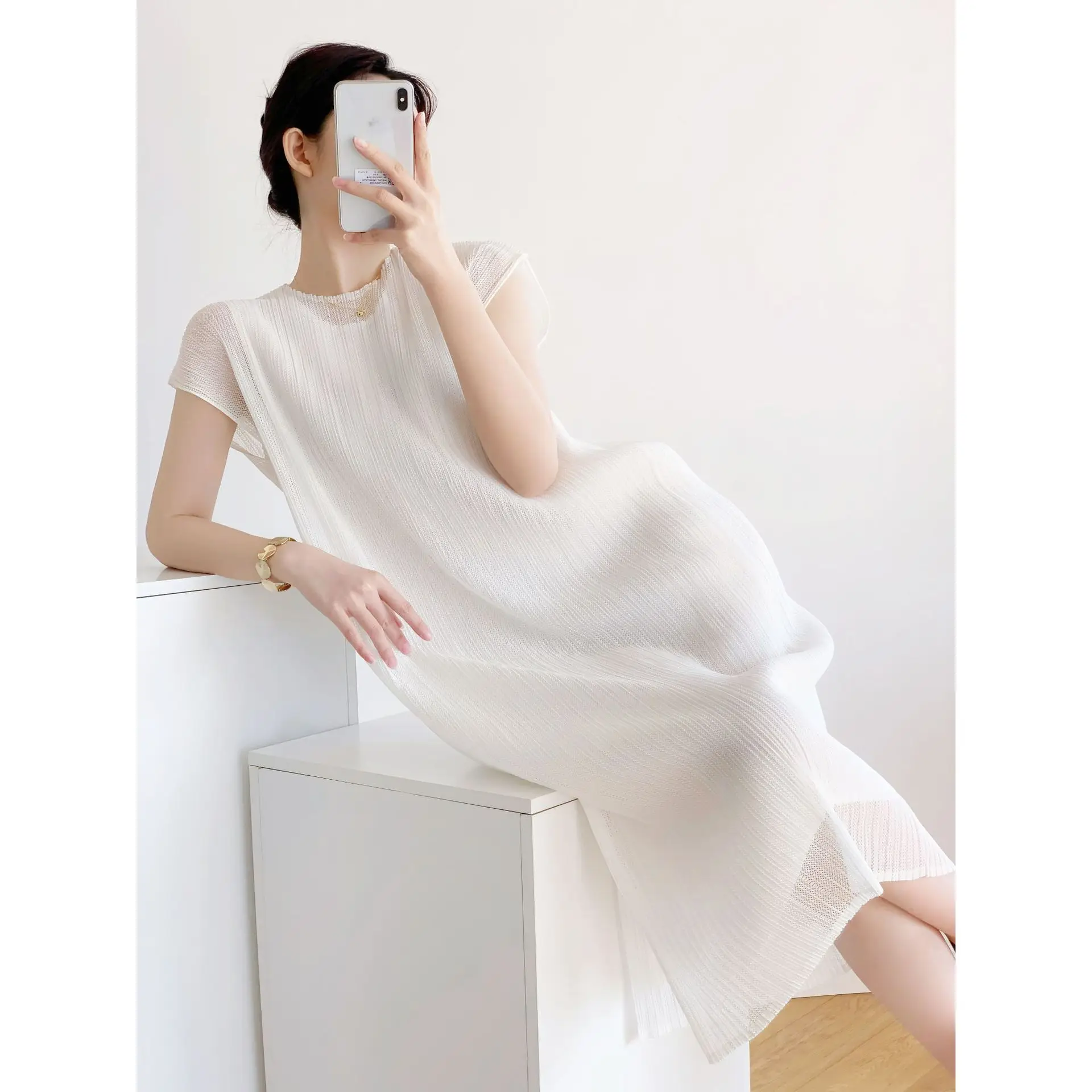 Miyake White Textured Pleated Women's Dress Raglan Sleeve Round Neck Side Slit Casual Formal Sheer Dresses 2026 Spring New