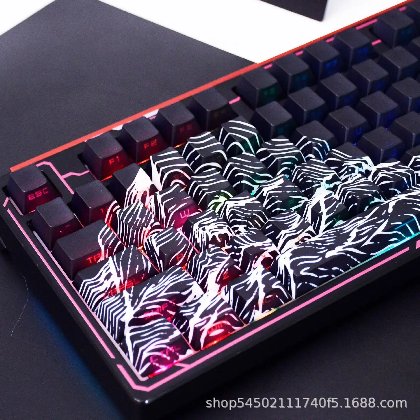 

Ukiyo-e Mountain Side-Engraved PBT Keycaps Original Profile Customized