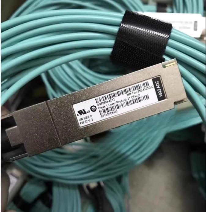 

Используется для высокоскоростного многомодового кабеля QSFP28-AOC3M/5M/10M 100G, совместимого с Mellanox