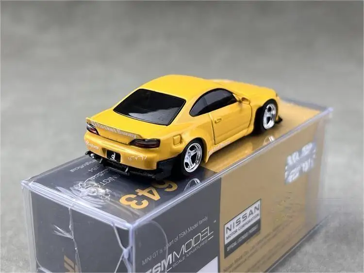 MINI GT 1/64 #643 Nissan Silvia (S15) Rocket Bunny Bronze Yellow Die-cast Alloy Car Model Collection Display Gift