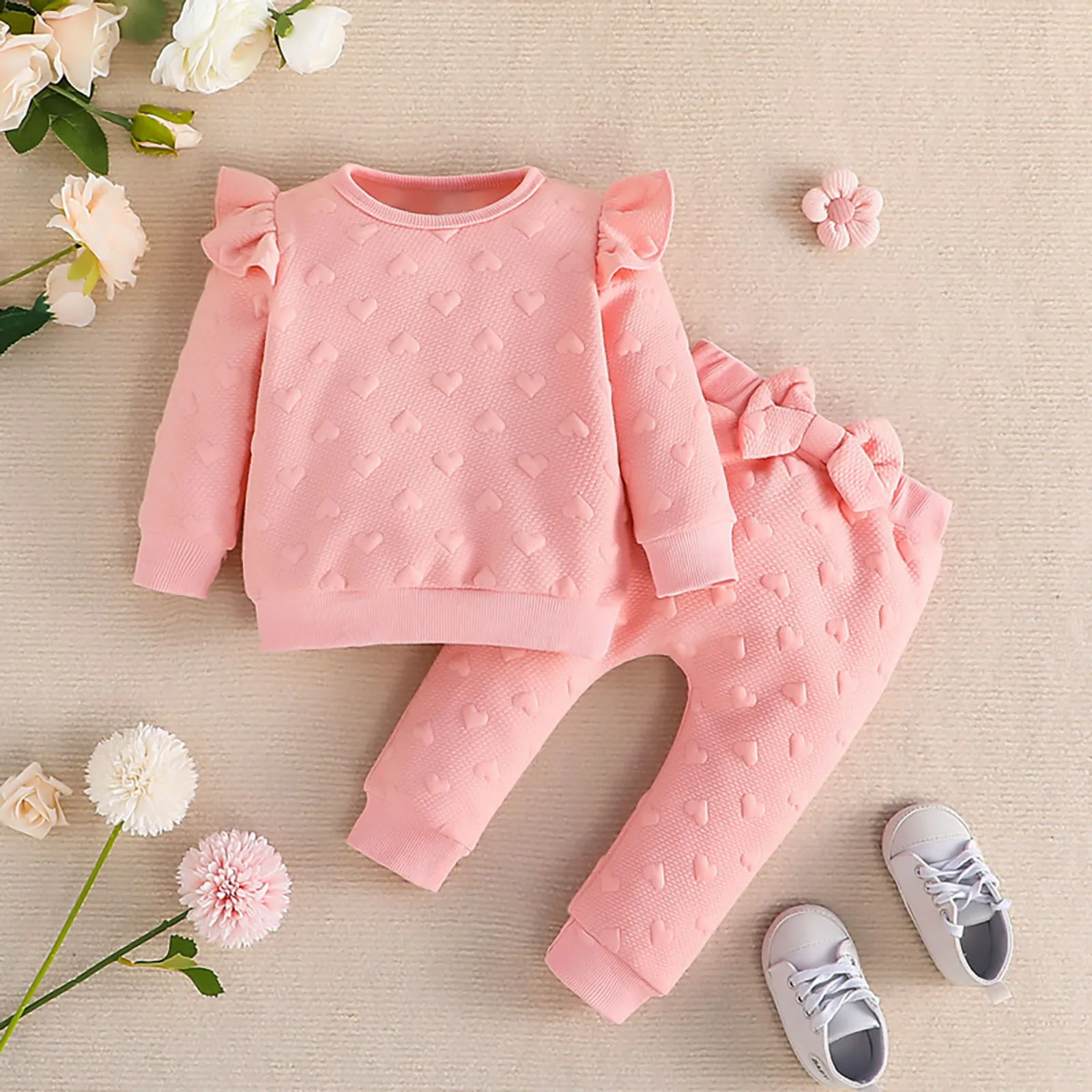 

Newborn Baby Girls Clothes Sets Infant Solid Color Heart Long Sleeve Tops Bowknot Pants Autumn&Winter Two Piece Outfits Suits