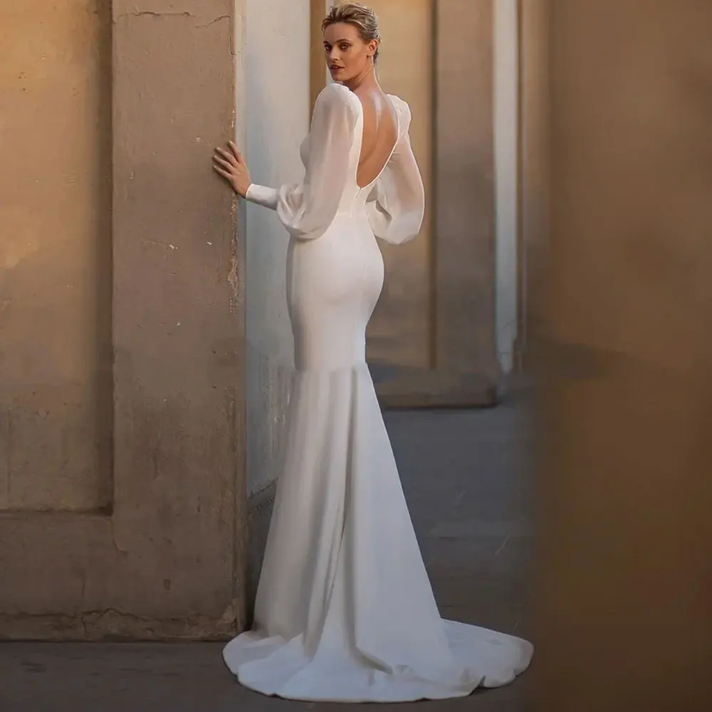 Vestidos de novia de sirena de satén blanco para mujer, elegantes vestidos de novia con cuello en V profundo, ilusión de perlas, Espalda descubierta, manga larga abullonada, tren dulce